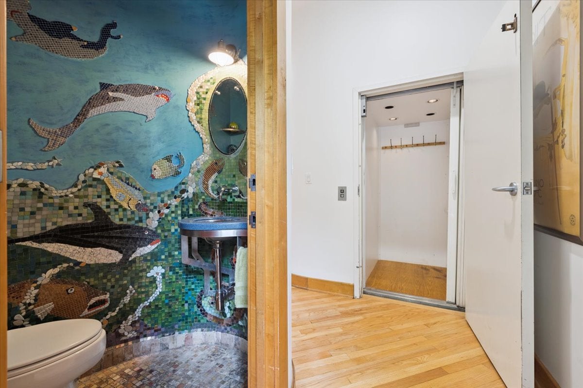 Chicago, Illinois, 60614, United States, 4 Bedrooms Bedrooms, ,5 BathroomsBathrooms,Residential,Active,1922312