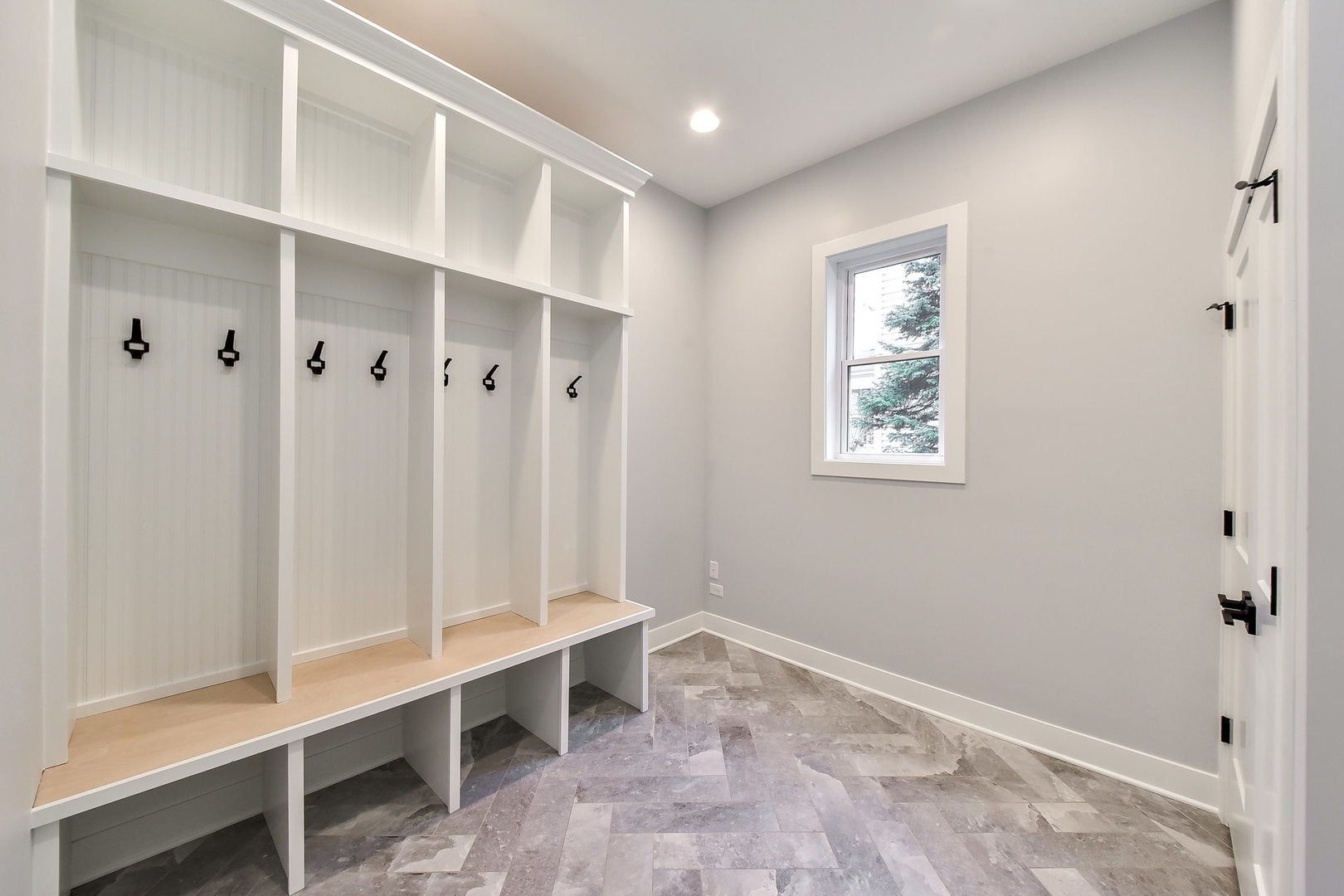 West Chicago, Illinois, 60185, United States, 4 Bedrooms Bedrooms, ,4 BathroomsBathrooms,Residential,Active,1986917