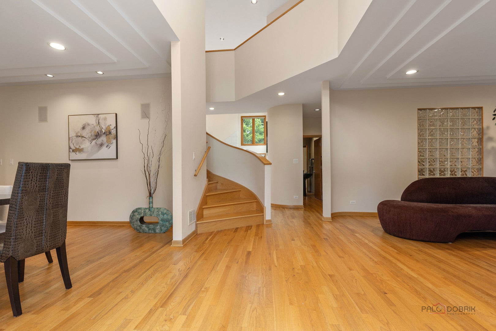 Buffalo Grove, Illinois, 60089, United States, 4 Bedrooms Bedrooms, ,5 BathroomsBathrooms,Residential,Active,1920276