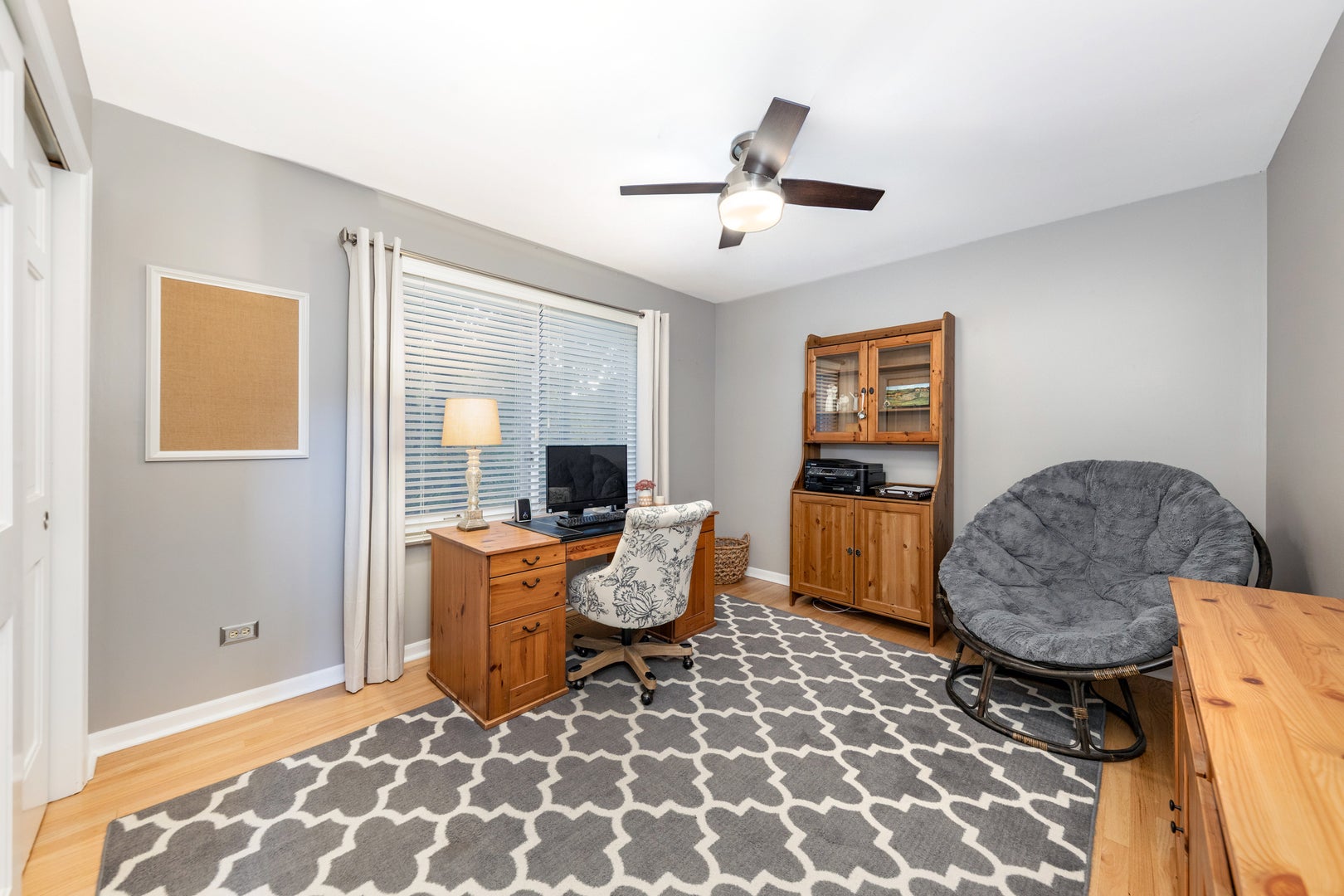 Naperville, Illinois, 60565, United States, 5 Bedrooms Bedrooms, ,4 BathroomsBathrooms,Residential,Active,1959981