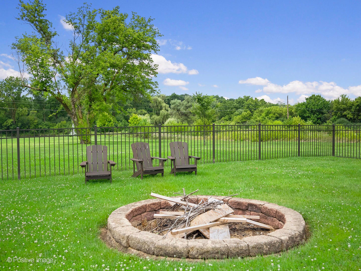 West Chicago, Illinois, 60185, United States, 6 Bedrooms Bedrooms, ,5 BathroomsBathrooms,Residential,Active,1904187