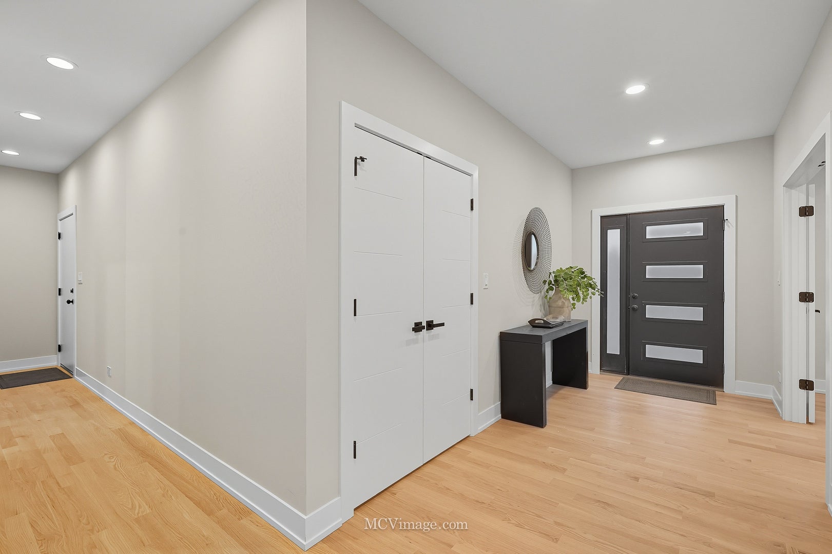 Lombard, Illinois, 60148, United States, 4 Bedrooms Bedrooms, ,4 BathroomsBathrooms,Residential,Active,1959972