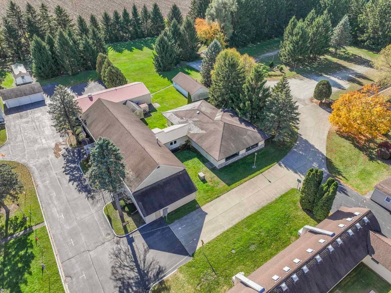 Randall, Wisconsin, 53181, United States, 10 Bedrooms Bedrooms, ,5 BathroomsBathrooms,Residential,Active,1973268