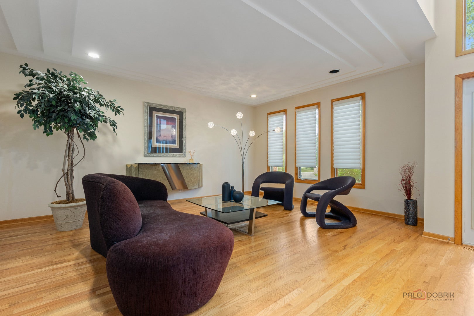Buffalo Grove, Illinois, 60089, United States, 4 Bedrooms Bedrooms, ,5 BathroomsBathrooms,Residential,Active,1920276