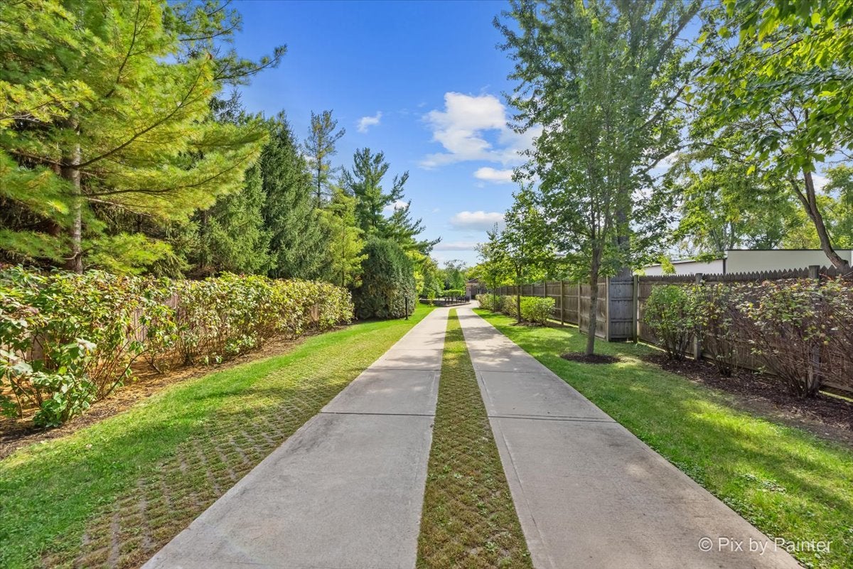 Lake Forest, Illinois, 60045, United States, 4 Bedrooms Bedrooms, ,6 BathroomsBathrooms,Residential,Active,1954434