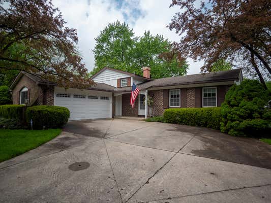 627 BURDICK ST, LIBERTYVILLE, IL 60048 - Image 1