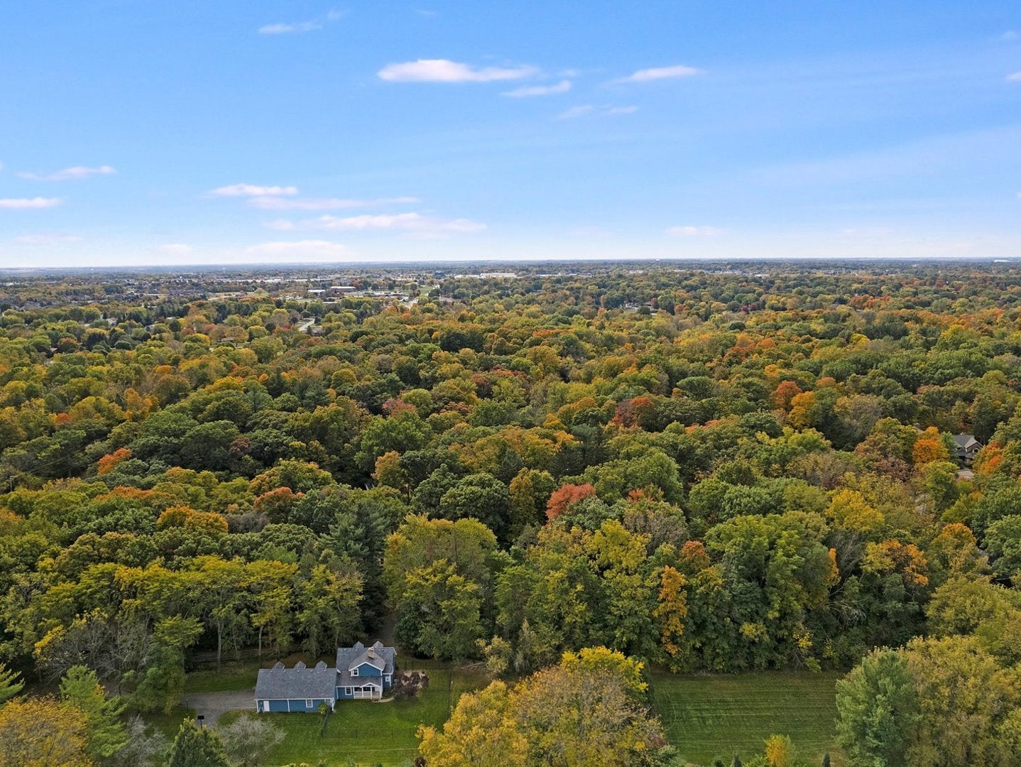 Rockford, Illinois, 61107, United States, 6 Bedrooms Bedrooms, ,7 BathroomsBathrooms,Residential,Active,1922304