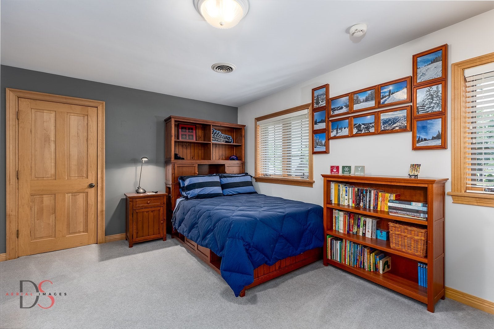 Ottawa, Illinois, 61350, United States, 4 Bedrooms Bedrooms, ,7 BathroomsBathrooms,Residential,Active,1953376