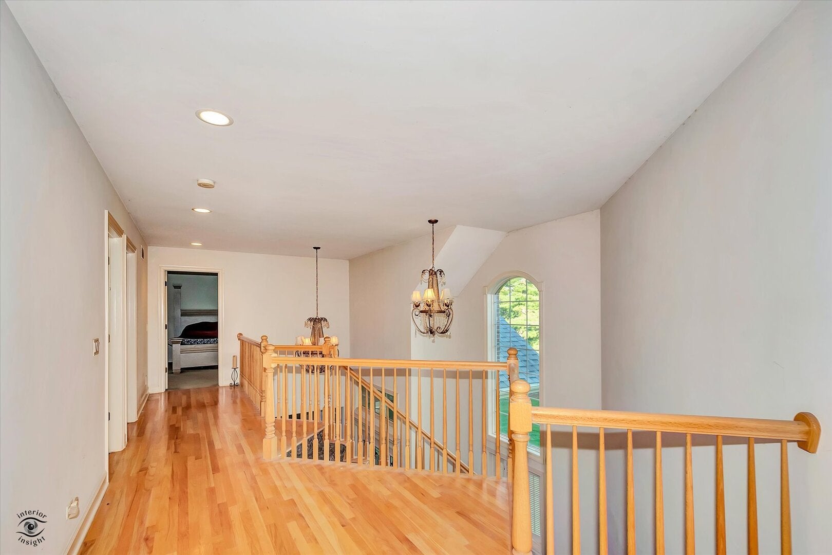 Shorewood, Illinois, 60404, United States, 5 Bedrooms Bedrooms, ,7 BathroomsBathrooms,Residential,Active,1926700