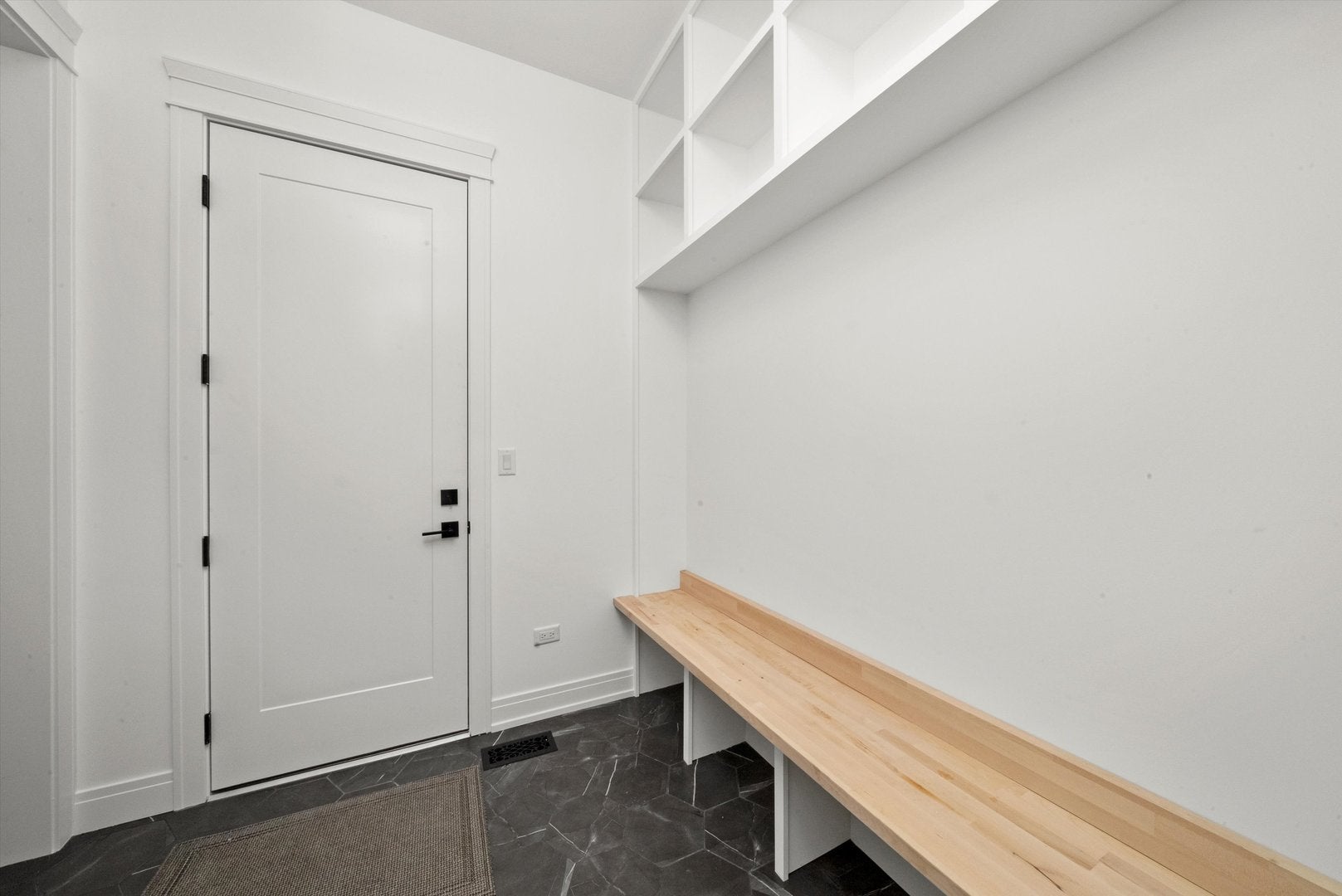 Burr Ridge, Illinois, 60527, United States, 6 Bedrooms Bedrooms, ,6 BathroomsBathrooms,Residential,Active,1929664