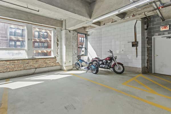 400 W ONTARIO ST APT 1607, CHICAGO, IL 60654, photo 4 of 20