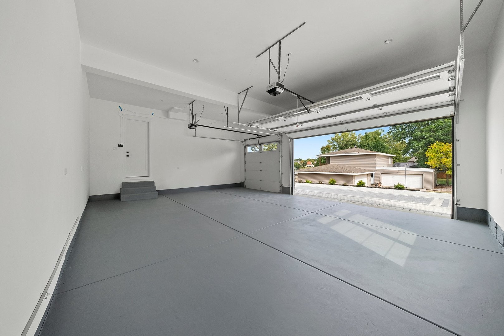 Burr Ridge, Illinois, 60527, United States, 6 Bedrooms Bedrooms, ,6 BathroomsBathrooms,Residential,Active,1929664