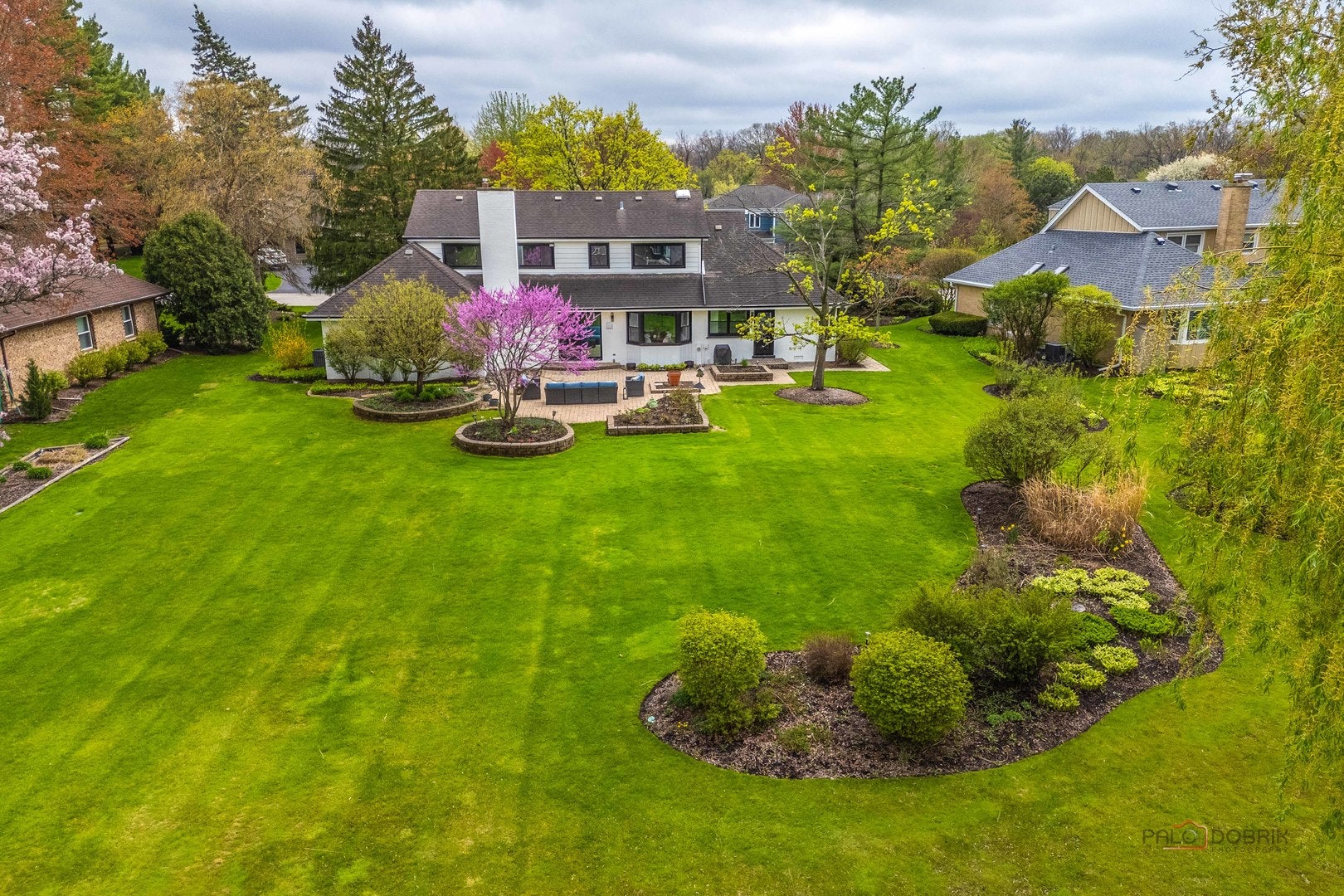 Lincolnshire, Illinois, 60069, United States, 5 Bedrooms Bedrooms, ,4 BathroomsBathrooms,Residential,Active,1933896