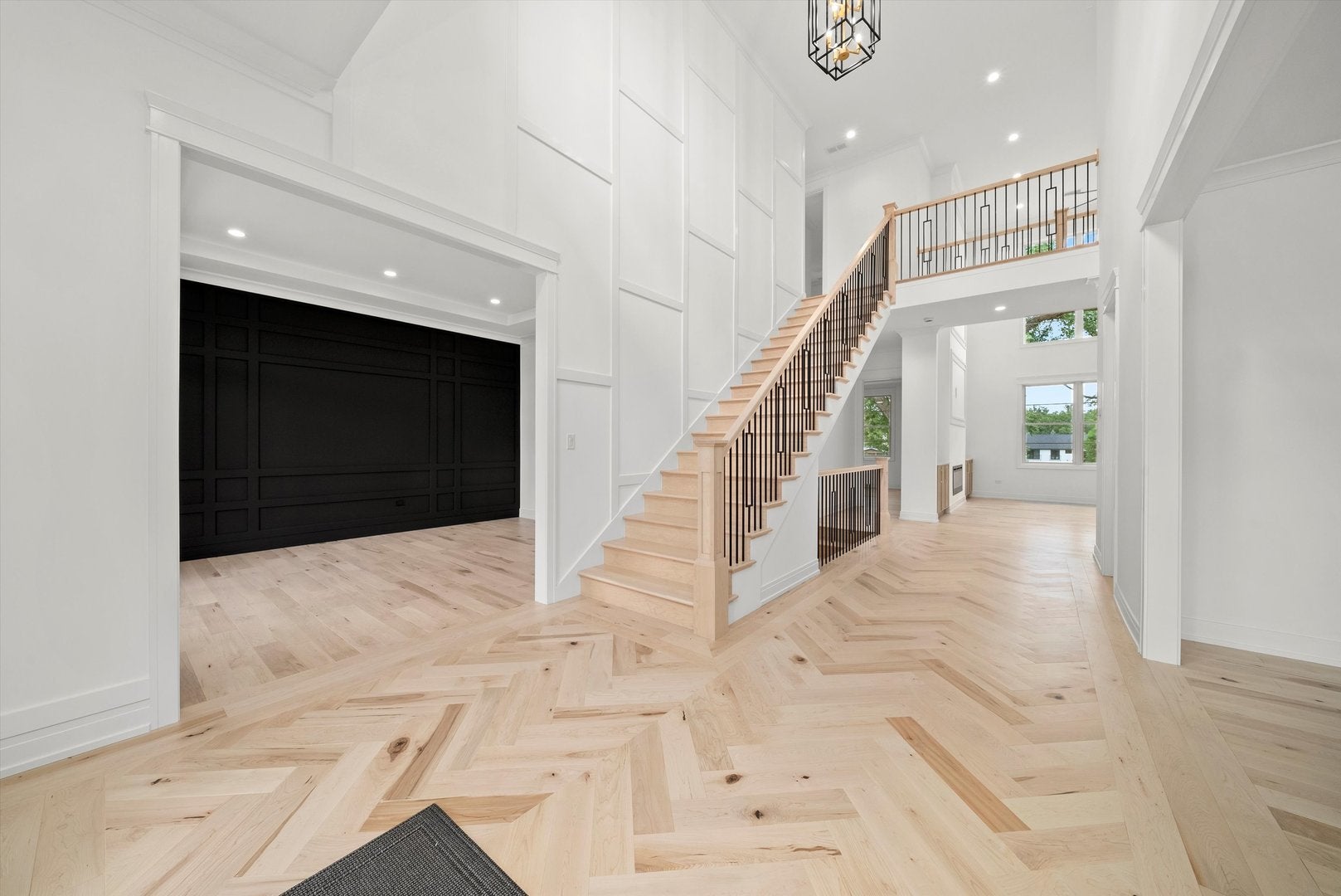 Burr Ridge, Illinois, 60527, United States, 6 Bedrooms Bedrooms, ,6 BathroomsBathrooms,Residential,Active,1929664