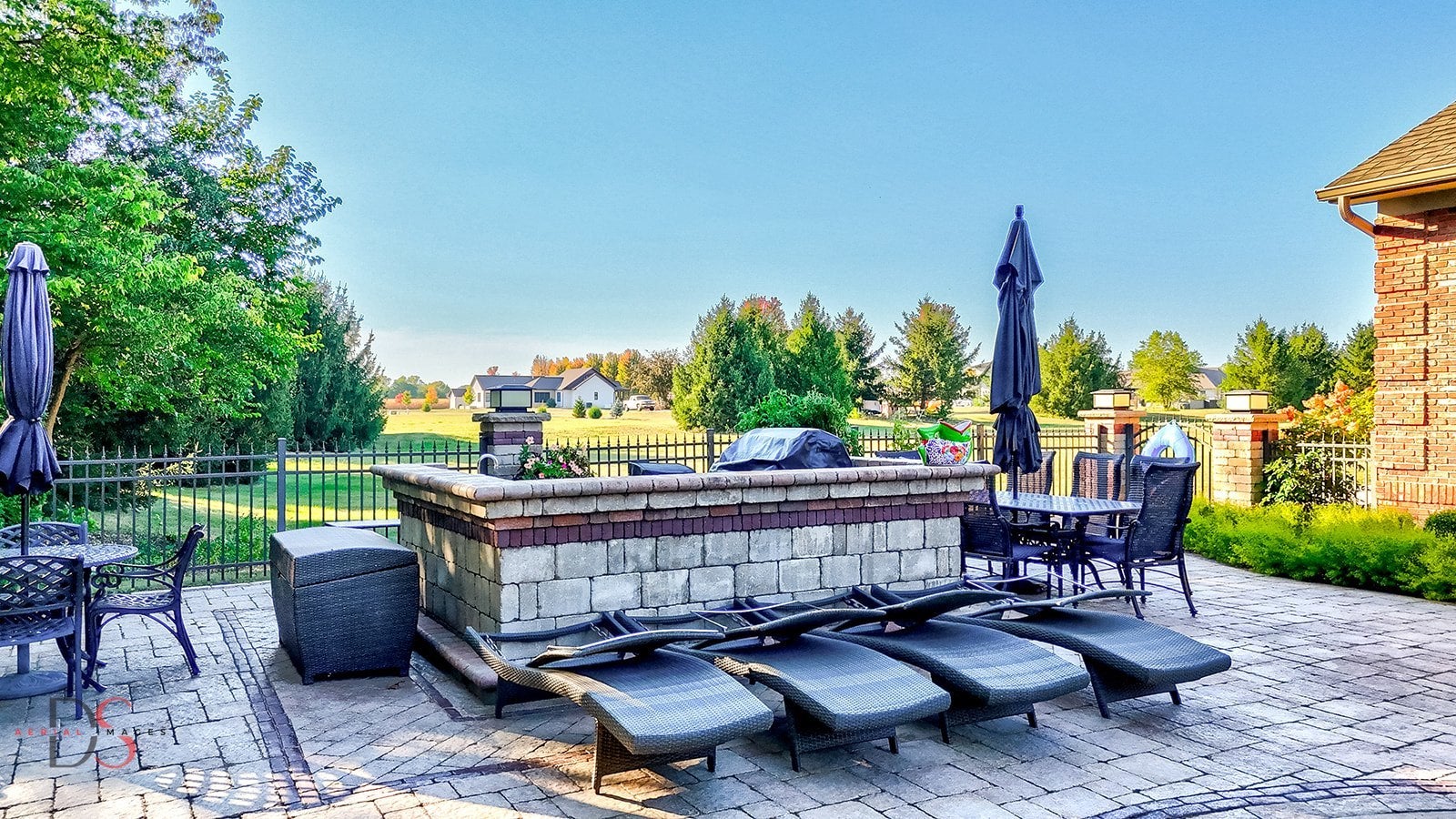 Ottawa, Illinois, 61350, United States, 4 Bedrooms Bedrooms, ,5 BathroomsBathrooms,Residential,Active,1953408