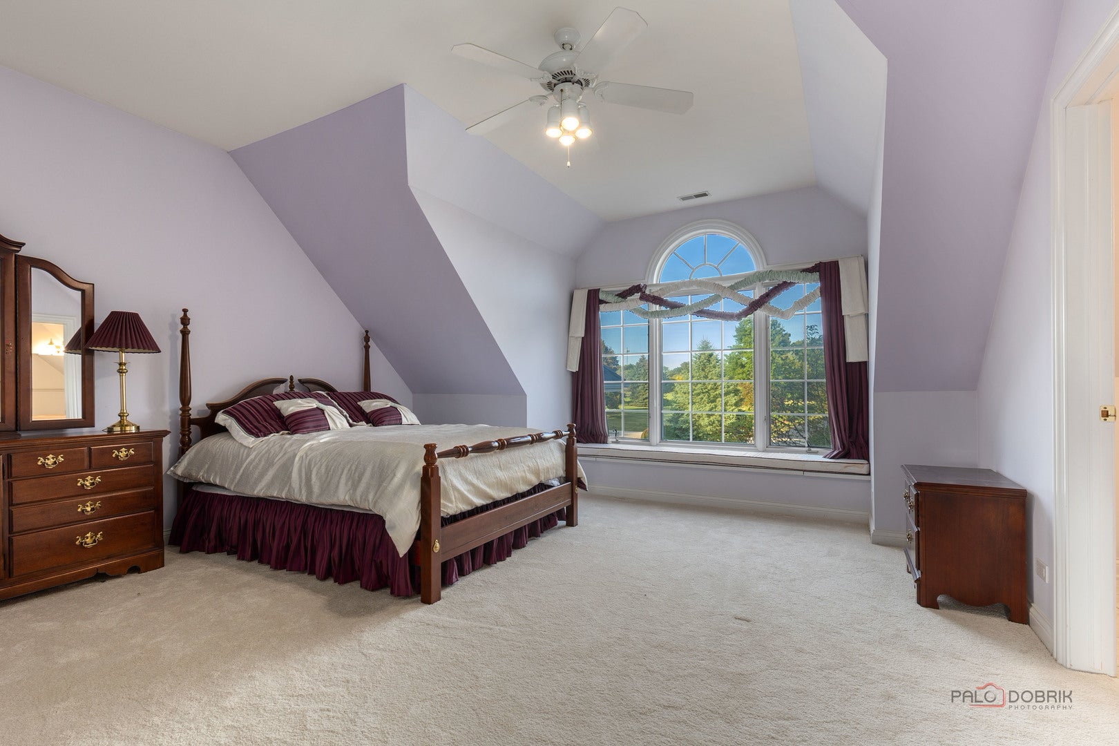 Wadsworth, Illinois, 60083, United States, 6 Bedrooms Bedrooms, ,10 BathroomsBathrooms,Residential,Active,1945842