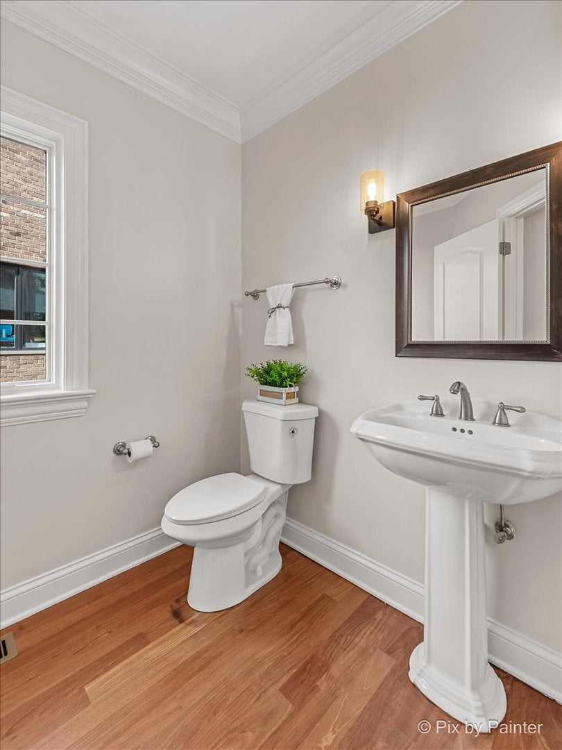 St. Charles, Illinois, 60175, United States, 5 Bedrooms Bedrooms, ,5 BathroomsBathrooms,Residential,Active,1959536