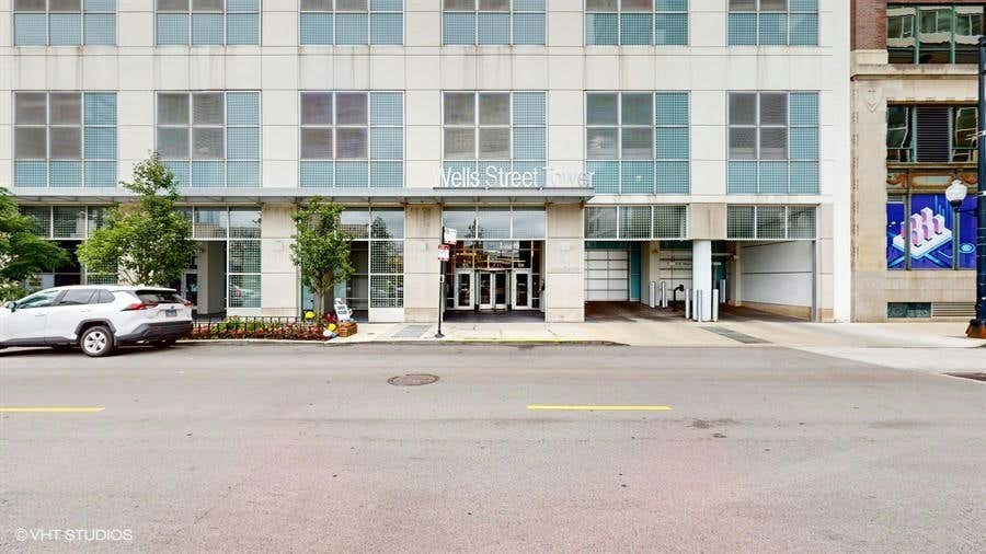 701 S WELLS ST APT 3304, CHICAGO, IL 60607, photo 1 of 33