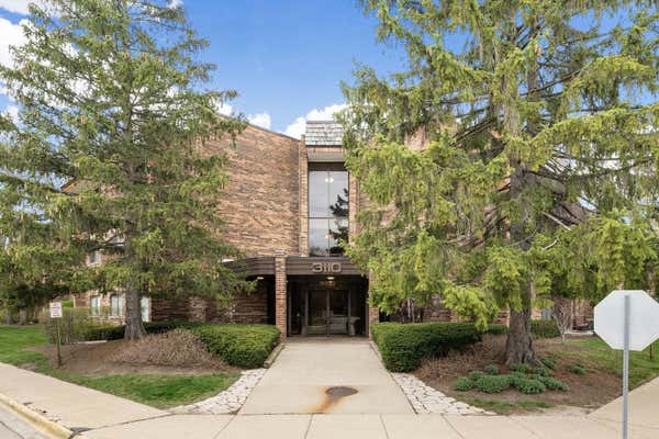 3110 PHEASANT CREEK DR APT 201, NORTHBROOK, IL 60062 - Image 1