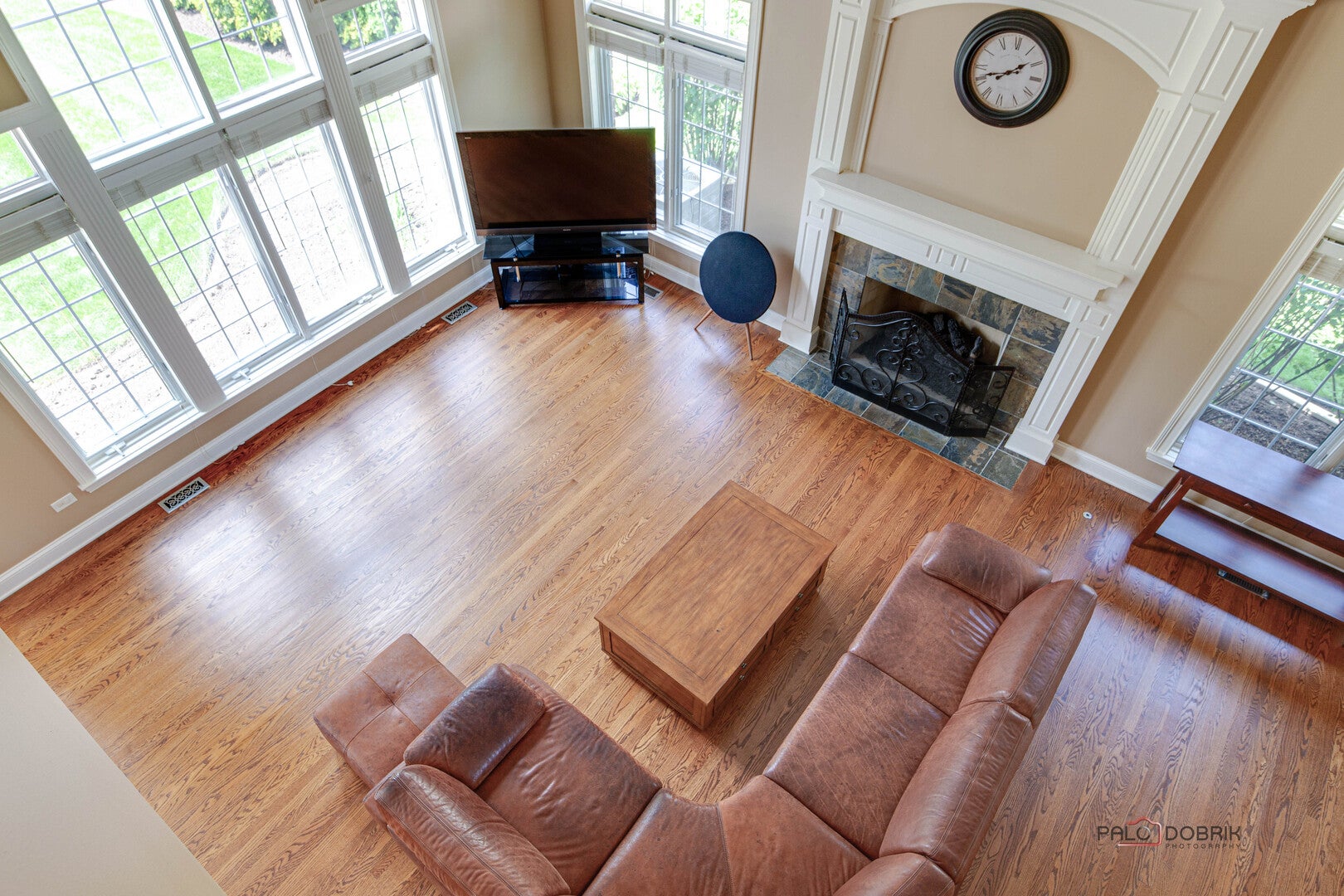 Libertyville, Illinois, 60048, United States, 5 Bedrooms Bedrooms, ,5 BathroomsBathrooms,Residential,Active,1900216