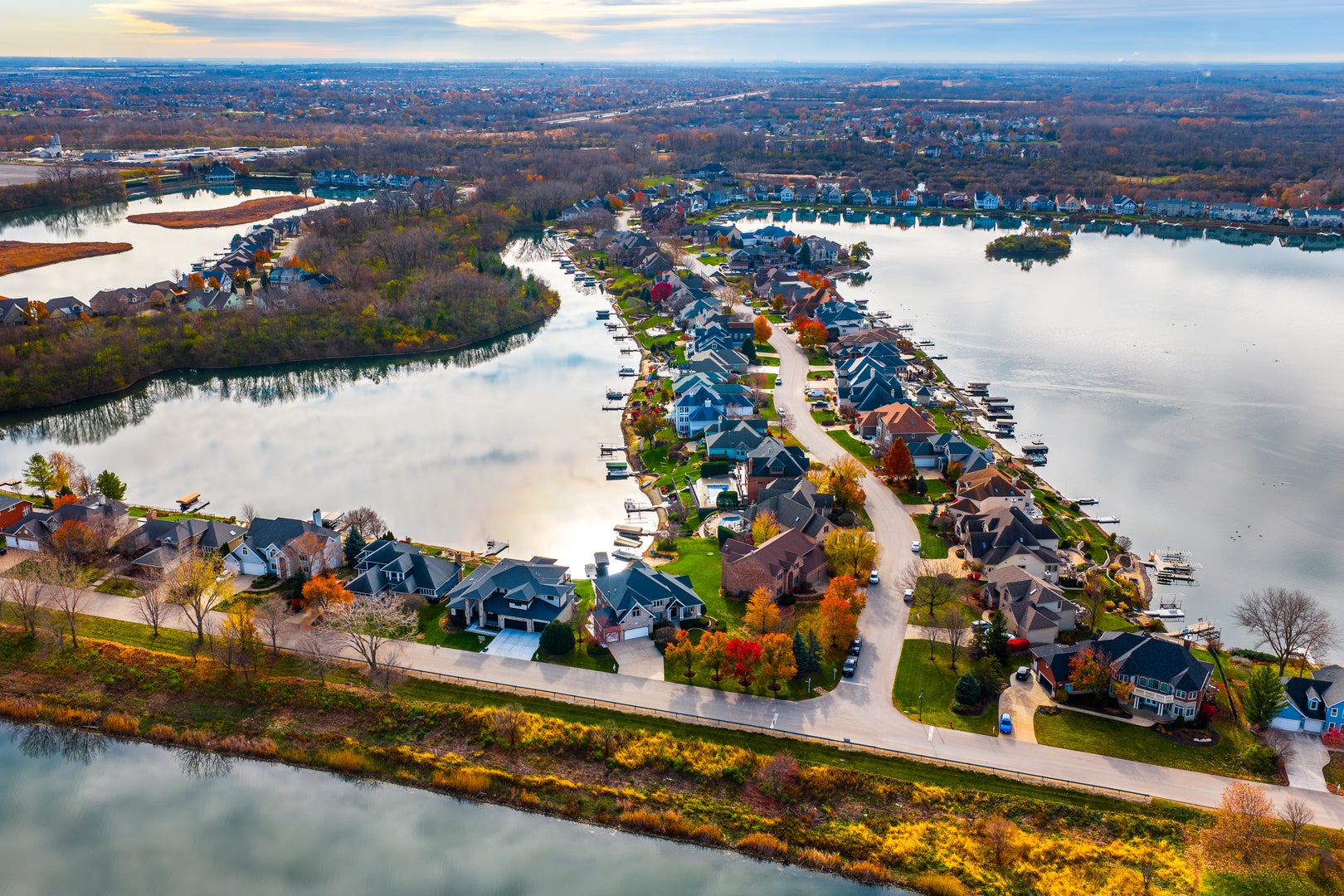 Plainfield, Illinois, 60585, United States, 5 Bedrooms Bedrooms, ,5 BathroomsBathrooms,Residential,Active,1995256