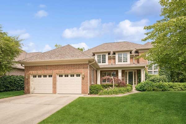 821 GLENEAGLE LN, NORTHBROOK, IL 60062 - Image 1