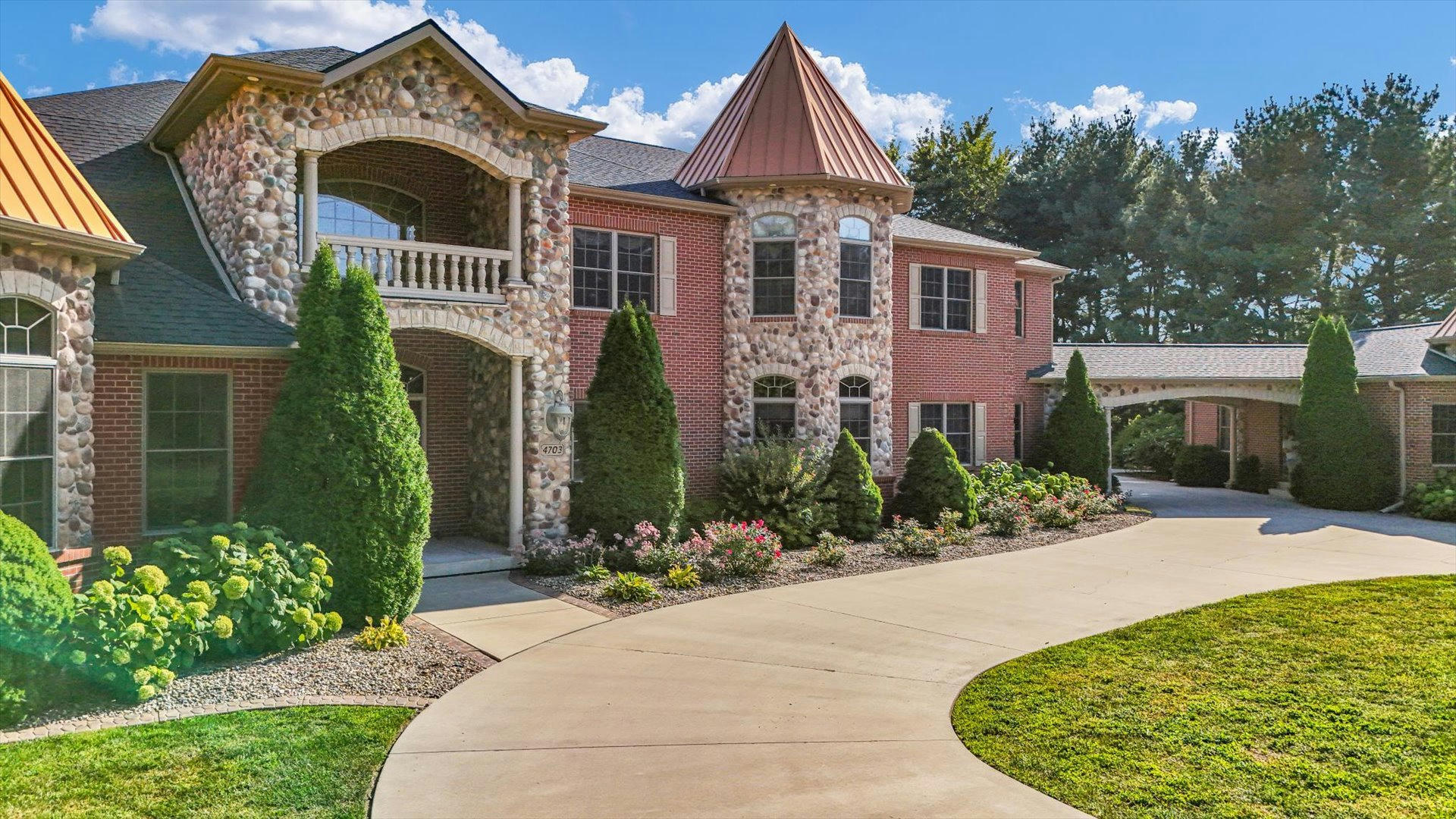 Champaign, Illinois, 61822, United States, ,Residential,Active,1701852