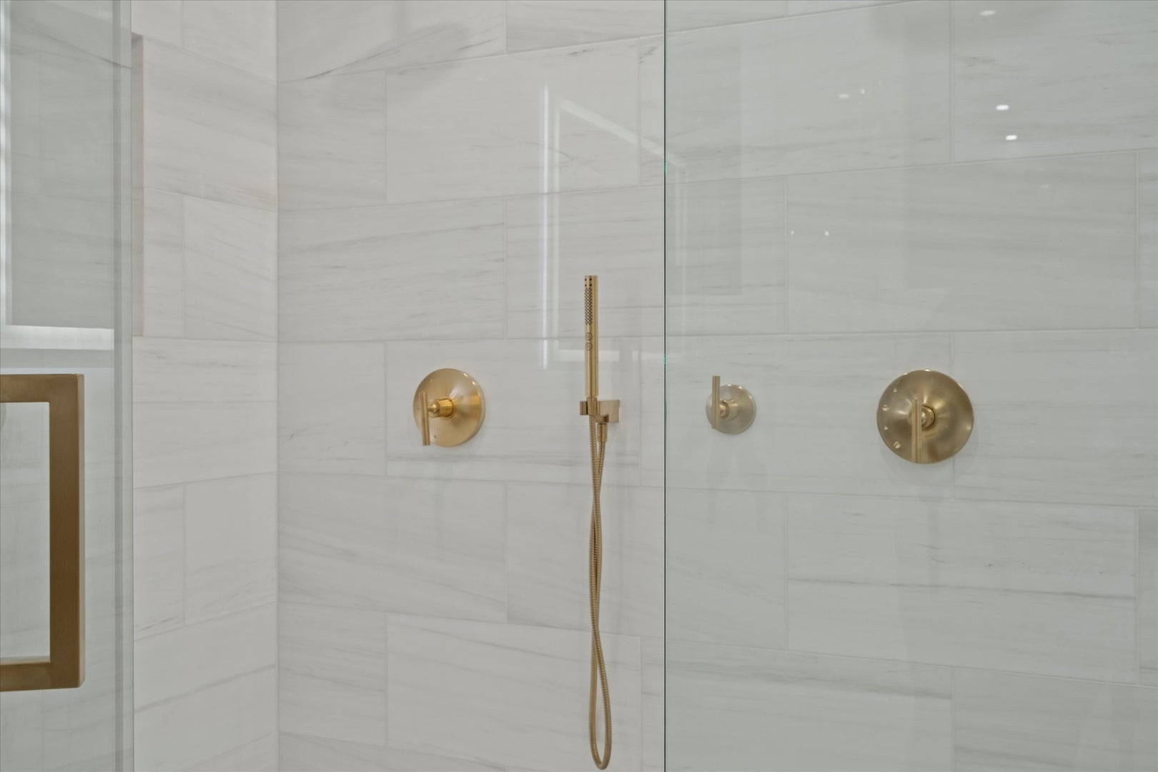 Burr Ridge, Illinois, 60527, United States, 5 Bedrooms Bedrooms, ,6 BathroomsBathrooms,Residential,Active,1995246