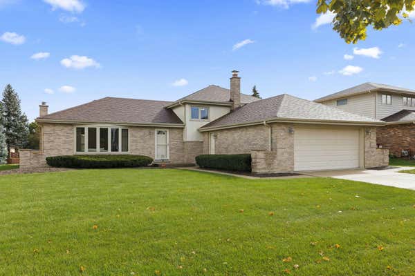 10S477 THAMES DR, DOWNERS GROVE, IL 60516 - Image 1