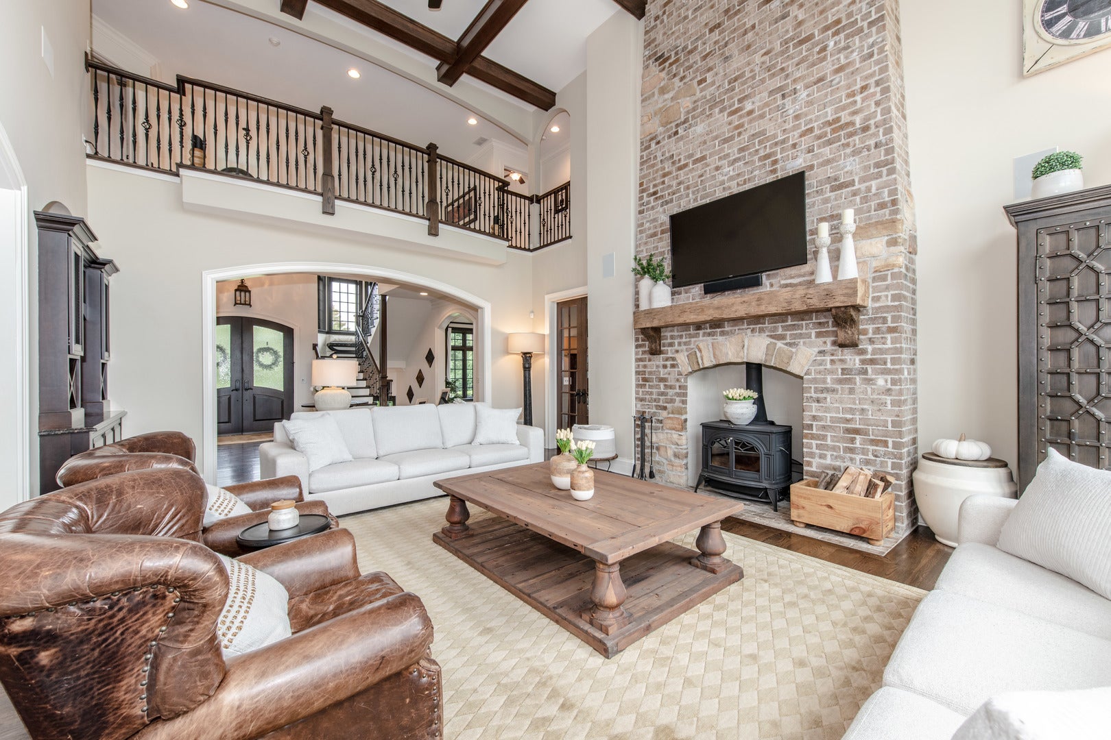 Oswego, Illinois, 60543, United States, 5 Bedrooms Bedrooms, ,7 BathroomsBathrooms,Residential,Active,1936626