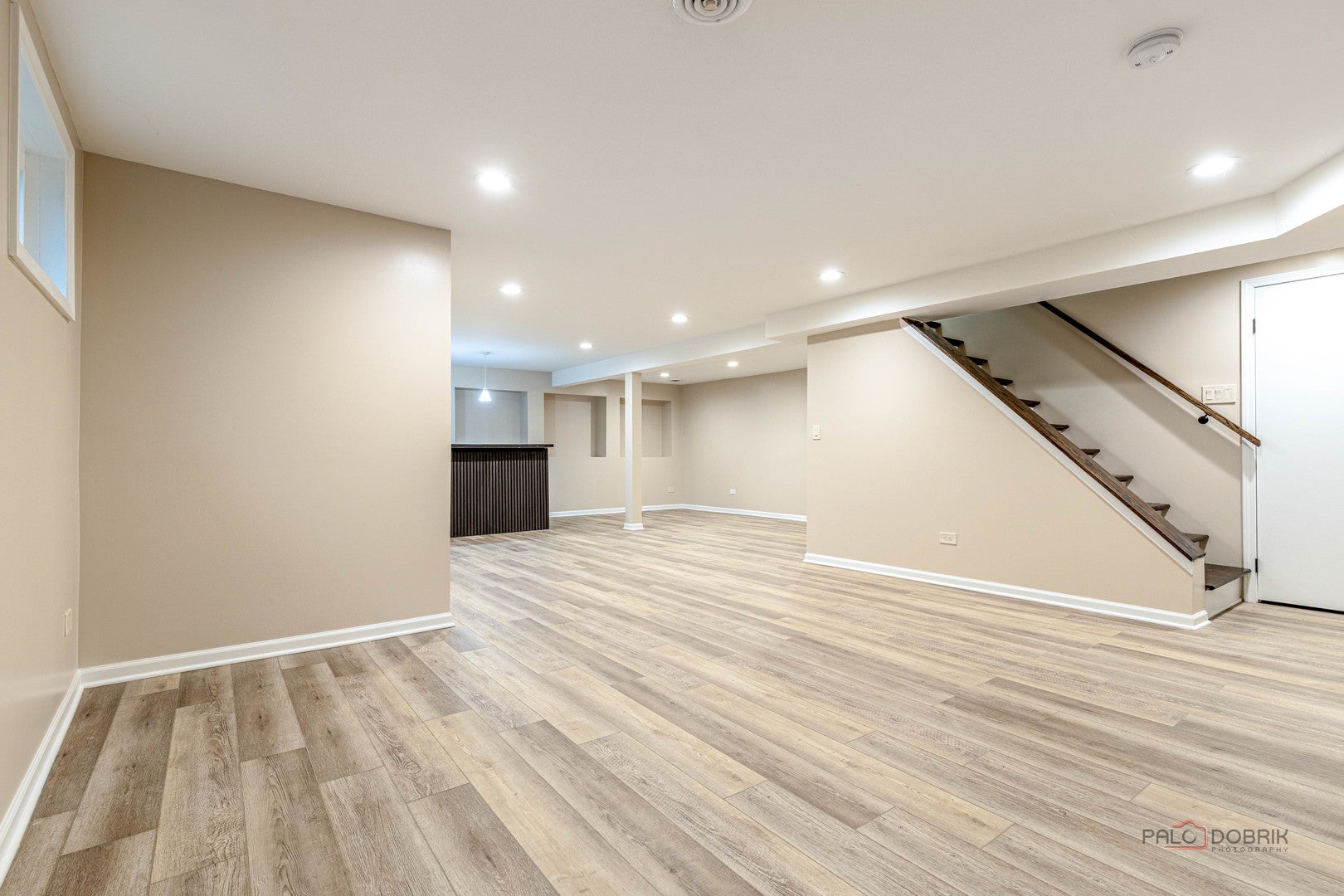 Lincolnshire, Illinois, 60069, United States, 5 Bedrooms Bedrooms, ,4 BathroomsBathrooms,Residential,Active,1933896