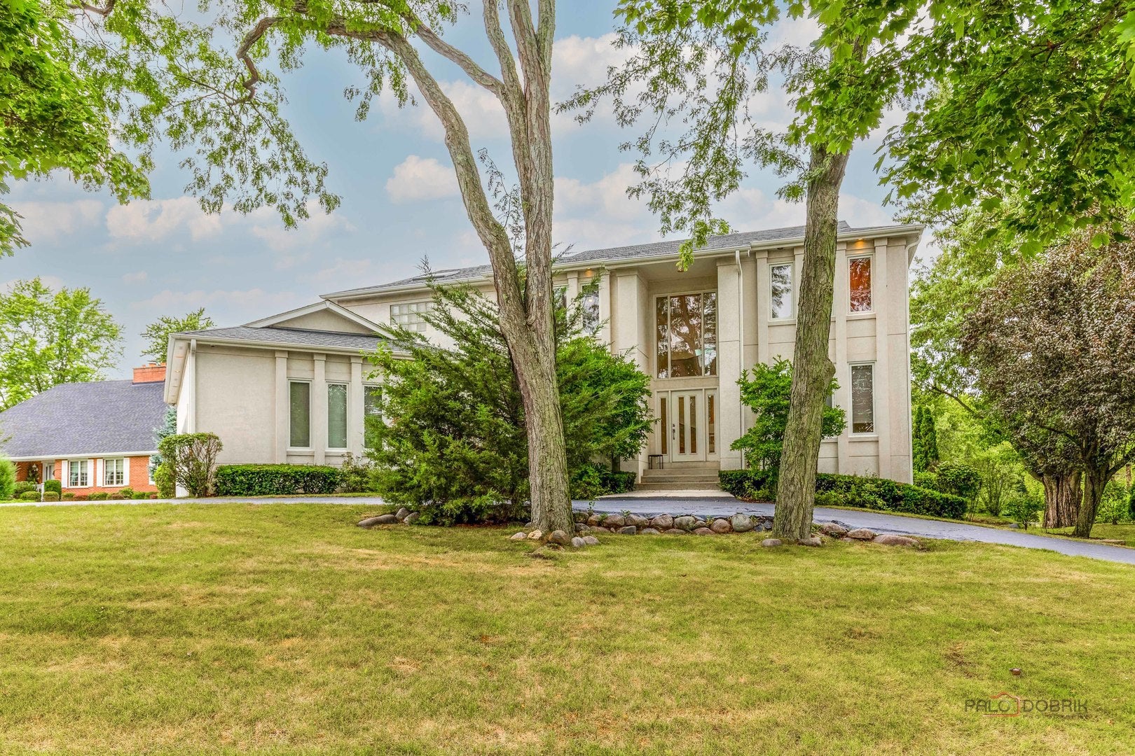 Buffalo Grove, Illinois, 60089, United States, 4 Bedrooms Bedrooms, ,5 BathroomsBathrooms,Residential,Active,1920276