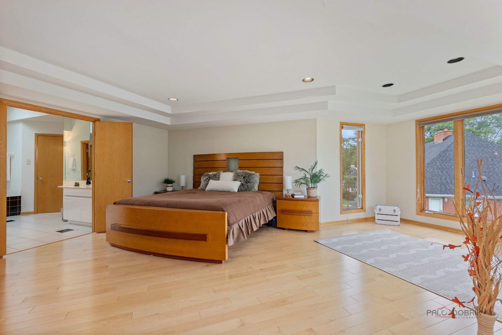 Buffalo Grove, Illinois, 60089, United States, 4 Bedrooms Bedrooms, ,5 BathroomsBathrooms,Residential,Active,1920276