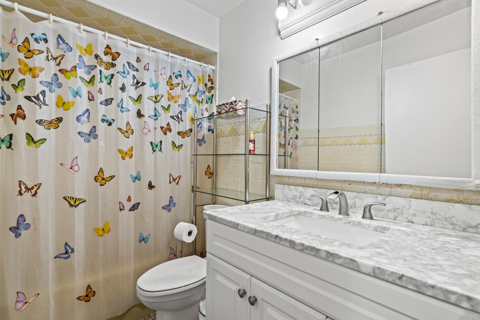 Wauconda, Illinois, 60084, United States, 3 Bedrooms Bedrooms, ,3 BathroomsBathrooms,Residential,Active,1798086