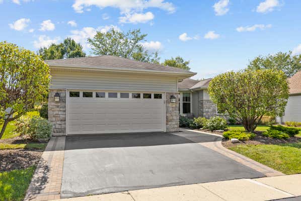 12227 SCENIC RDG, HUNTLEY, IL 60142, photo 3 of 26