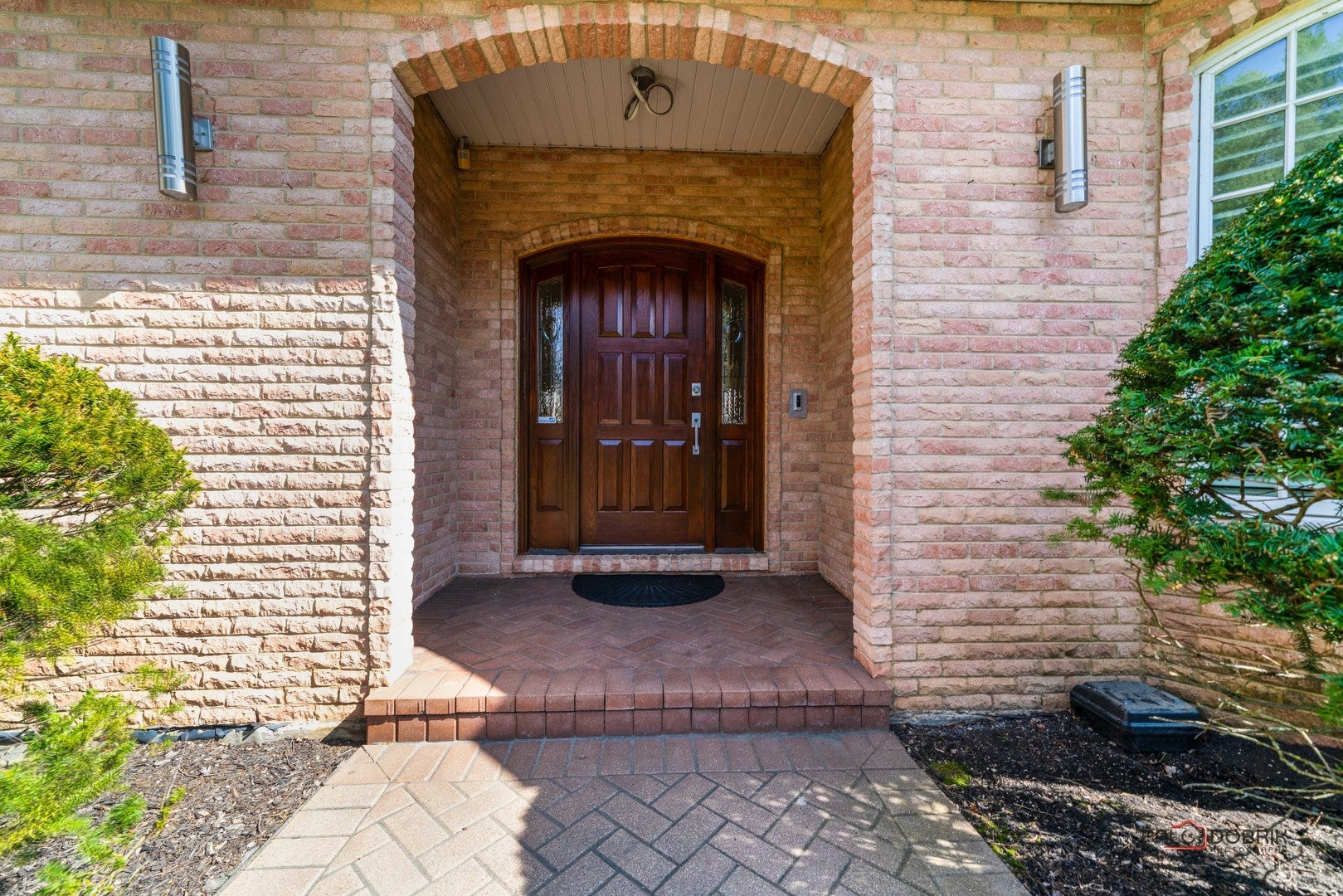 Long Grove, Illinois, 60047, United States, 4 Bedrooms Bedrooms, ,4 BathroomsBathrooms,Residential,Contingent,1972135