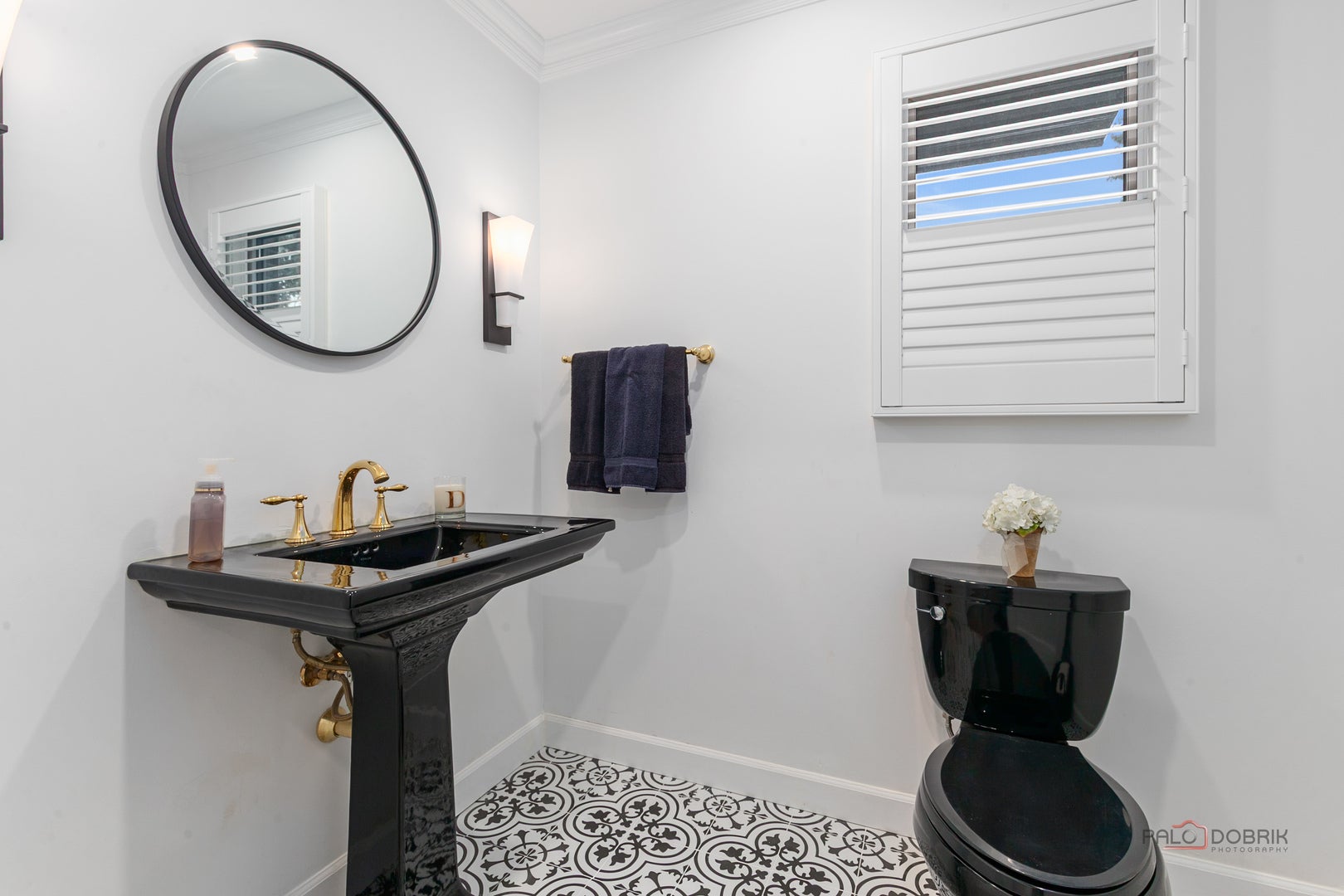 Long Grove, Illinois, 60047, United States, 4 Bedrooms Bedrooms, ,4 BathroomsBathrooms,Residential,Active,2010527