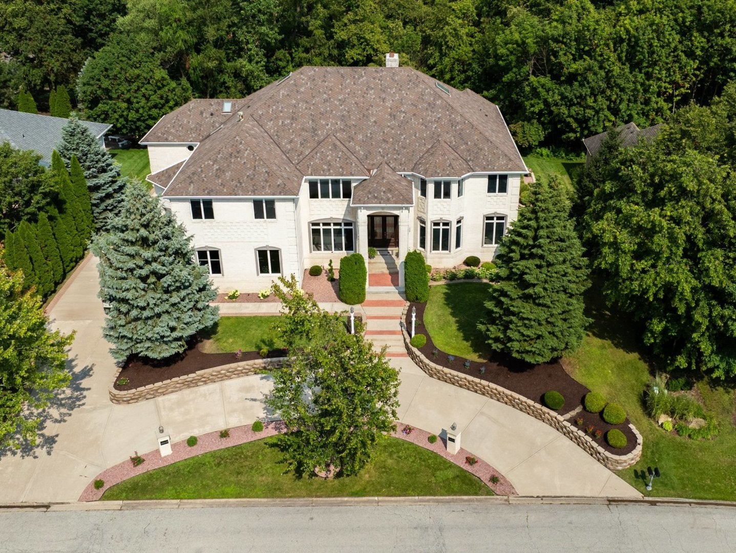 Frankfort, Illinois, 60423, United States, 7 Bedrooms Bedrooms, ,9 BathroomsBathrooms,Residential,Active,1945054