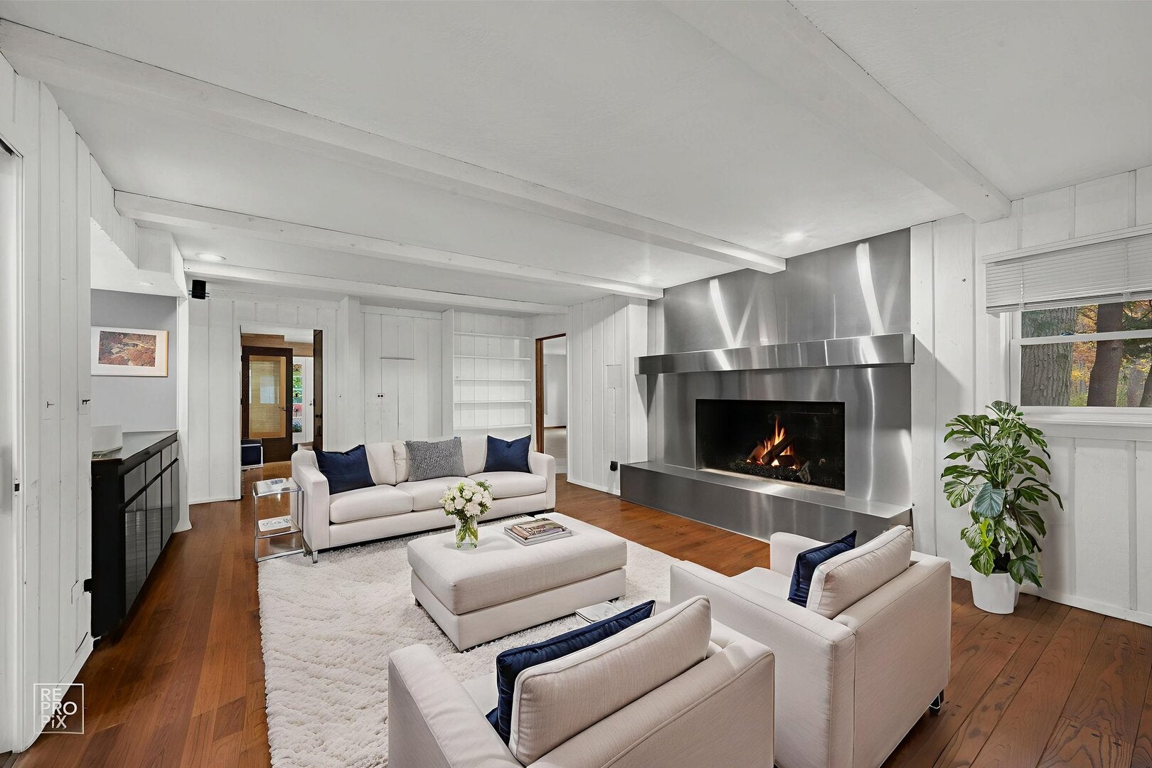 Wadsworth, Illinois, 60083, United States, 5 Bedrooms Bedrooms, ,6 BathroomsBathrooms,Residential,Active,1989775