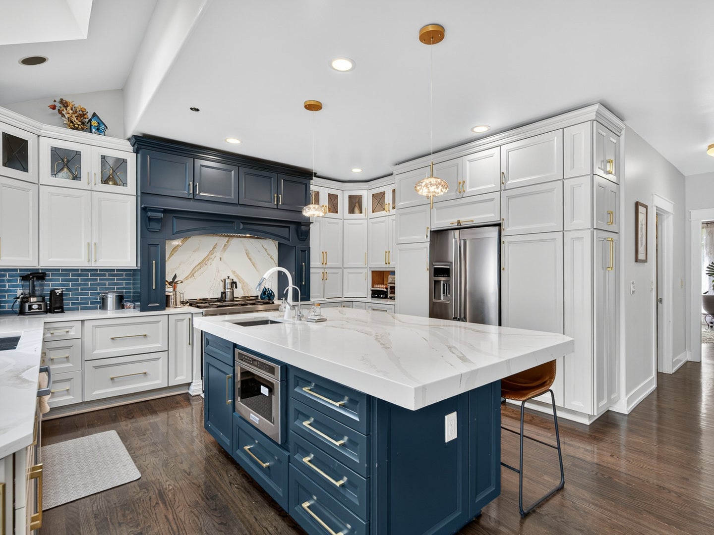 Long Grove, Illinois, 60047, United States, 6 Bedrooms Bedrooms, ,5 BathroomsBathrooms,Residential,Active,1943819