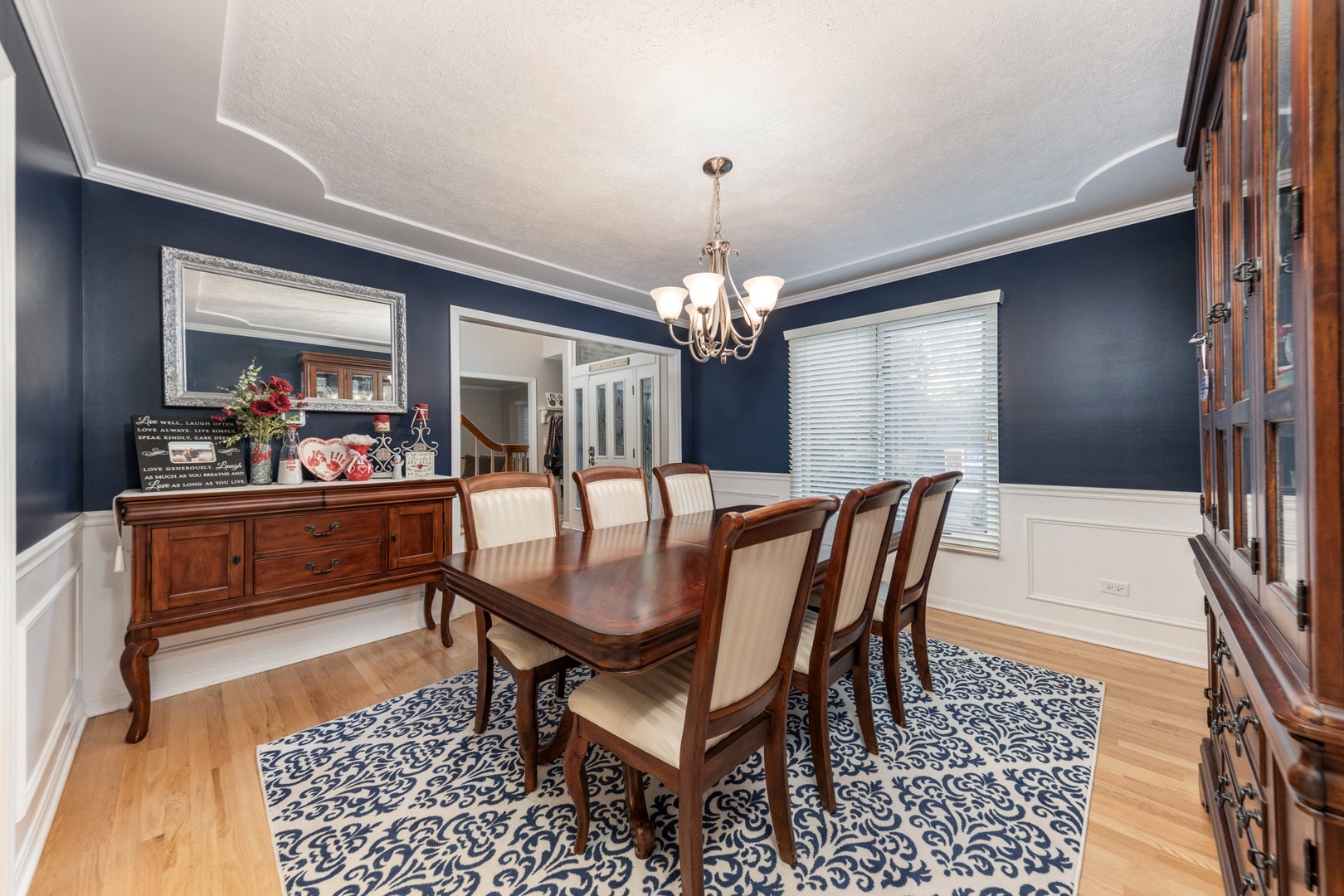 Naperville, Illinois, 60565, United States, 5 Bedrooms Bedrooms, ,4 BathroomsBathrooms,Residential,Active,1959981