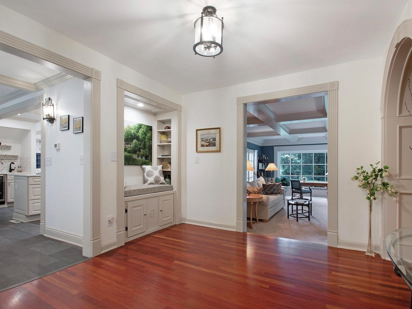 Rockford, Illinois, 61107, United States, 6 Bedrooms Bedrooms, ,7 BathroomsBathrooms,Residential,Active,1988460