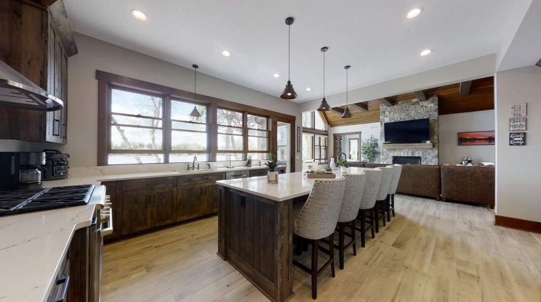 Bristol, Wisconsin, 53104, United States, 4 Bedrooms Bedrooms, ,5 BathroomsBathrooms,Residential,Active,1936628