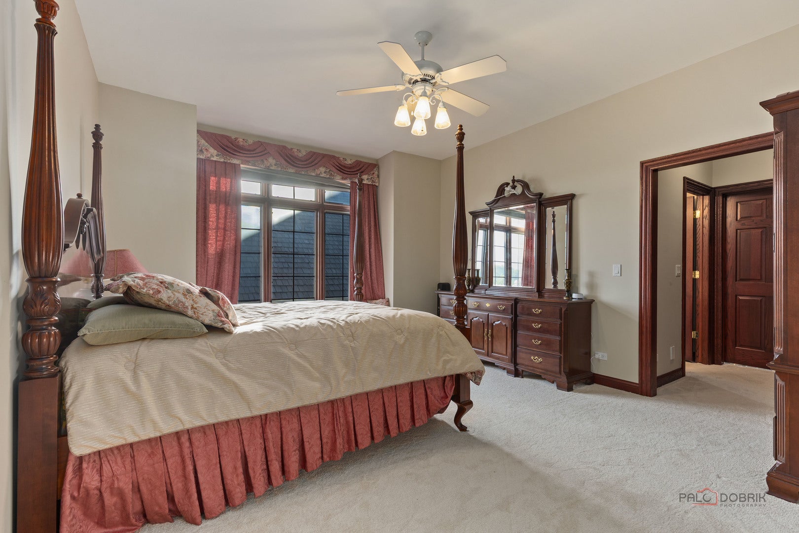 Wadsworth, Illinois, 60083, United States, 6 Bedrooms Bedrooms, ,10 BathroomsBathrooms,Residential,Active,1945842