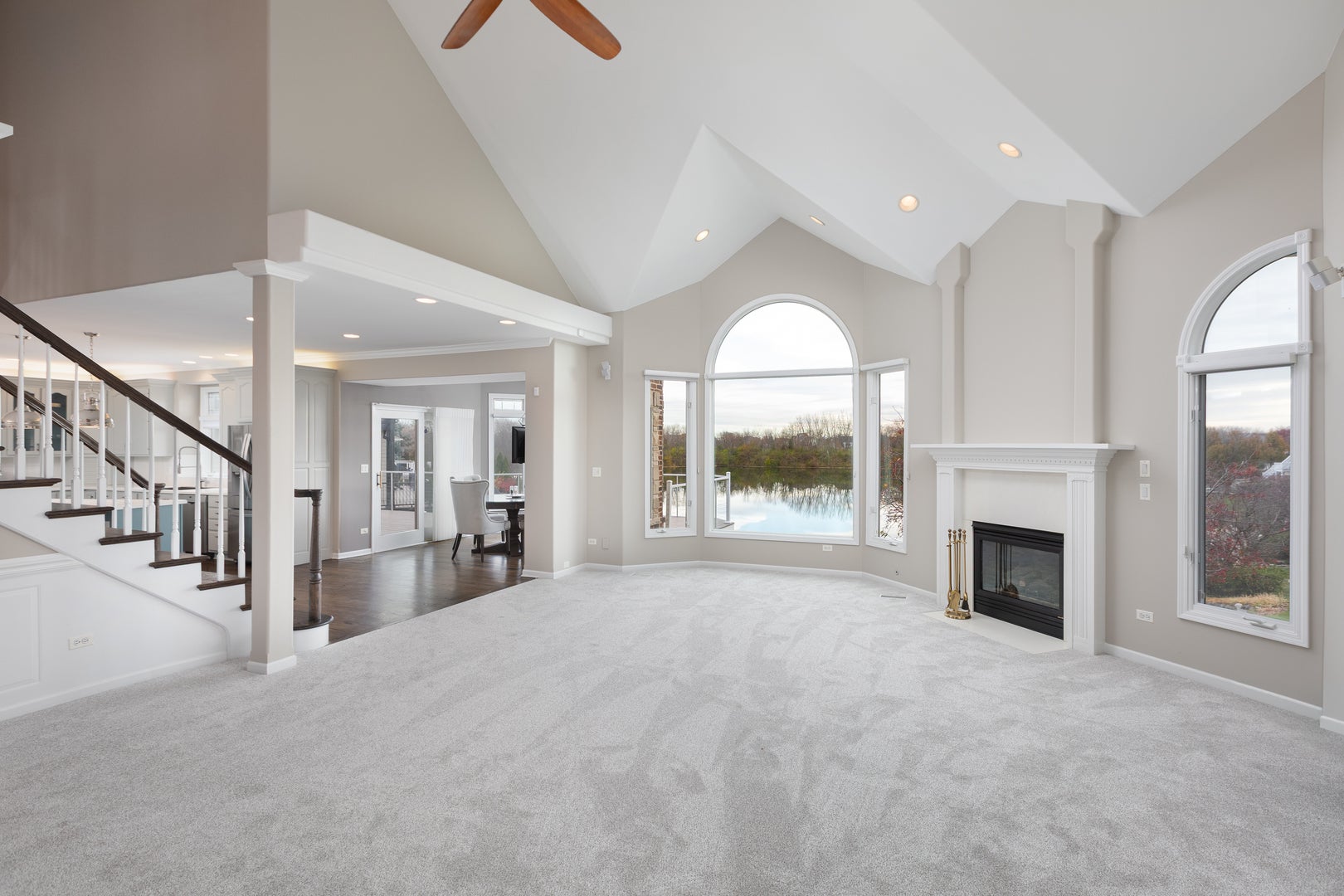 Plainfield, Illinois, 60585, United States, 5 Bedrooms Bedrooms, ,5 BathroomsBathrooms,Residential,Active,1995256