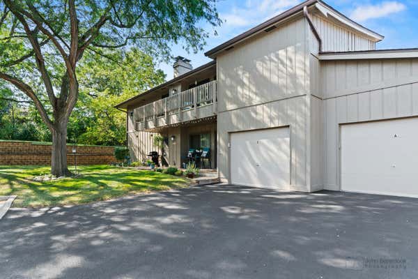 2S424 EMERALD GREEN DR UNIT E, WARRENVILLE, IL 60555 - Image 1