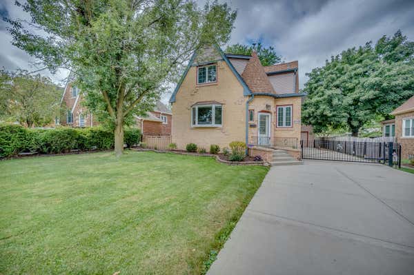 610 S EUCLID AVE, VILLA PARK, IL 60181 - Image 1