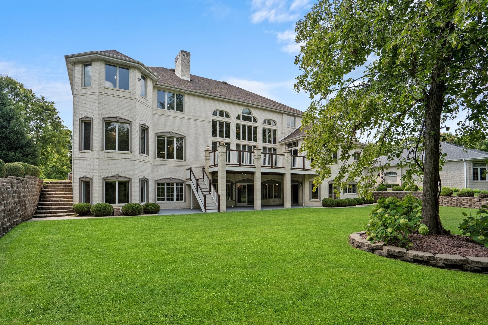 Frankfort, Illinois, 60423, United States, 7 Bedrooms Bedrooms, ,9 BathroomsBathrooms,Residential,Active,1945054