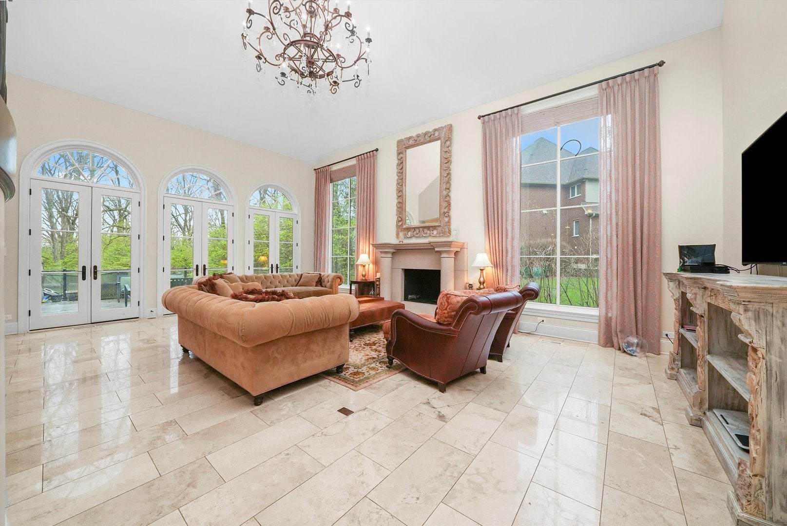 Willow Springs, Illinois, 60480, United States, 5 Bedrooms Bedrooms, ,5 BathroomsBathrooms,Residential,Active,1988455