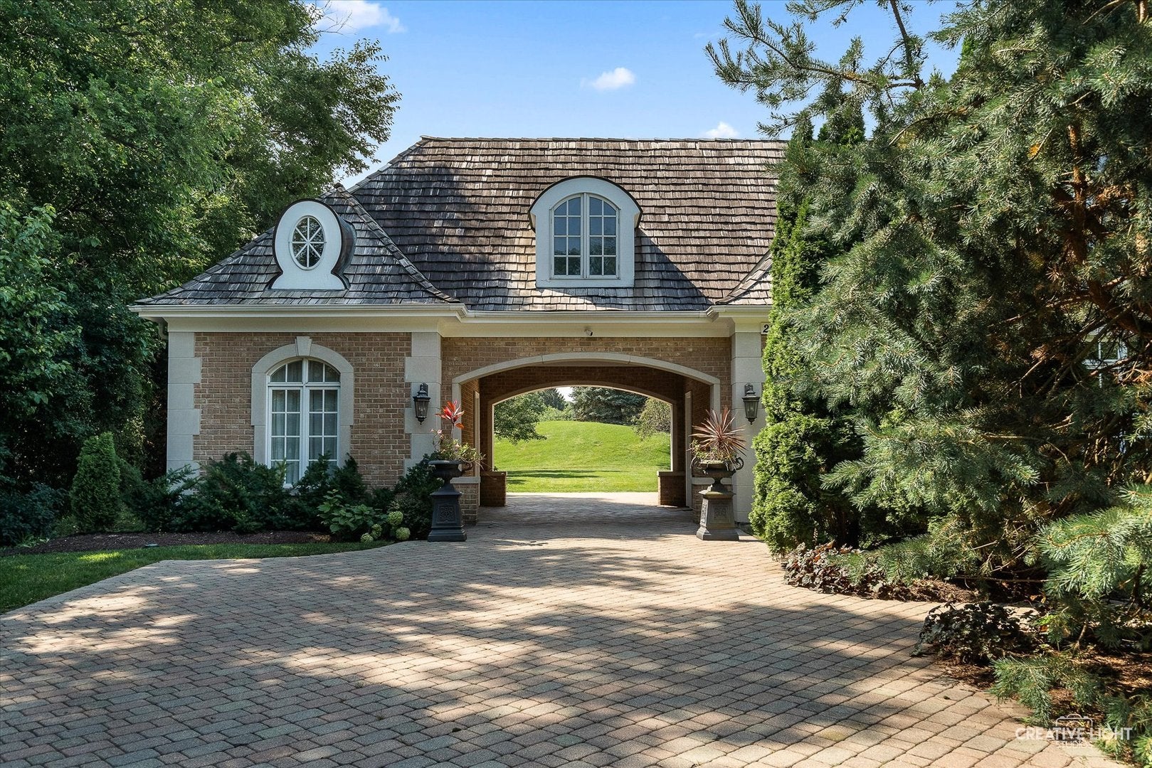 Oak Brook, Illinois, 60523, United States, ,7 BathroomsBathrooms,Residential,Active,1900406